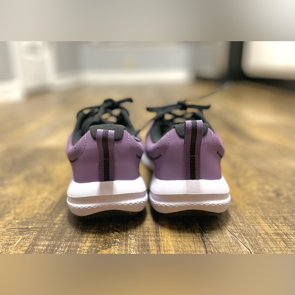 Under Armour Women’s Size 8.5 Running Shoes - Picture 4 of 7